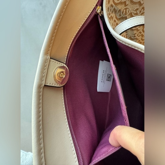 NWT COACH CF342 Monogram City Chalk Tote - Picture 6 of 8